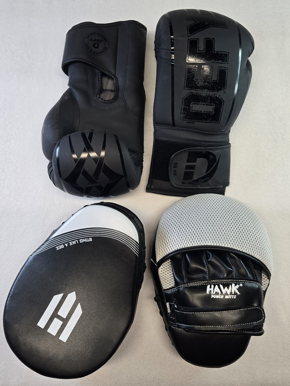 DEFY Synthetic Leather 16oz Boxing Gloves & Hawk Punching Mitts MMA Kickboxing